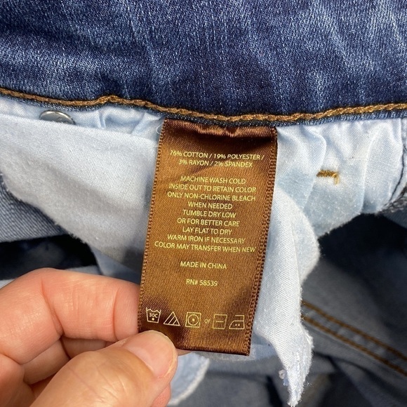 KUT Denim Tapered Leg Jeans Size 2 30x30 - Picture 12 of 13